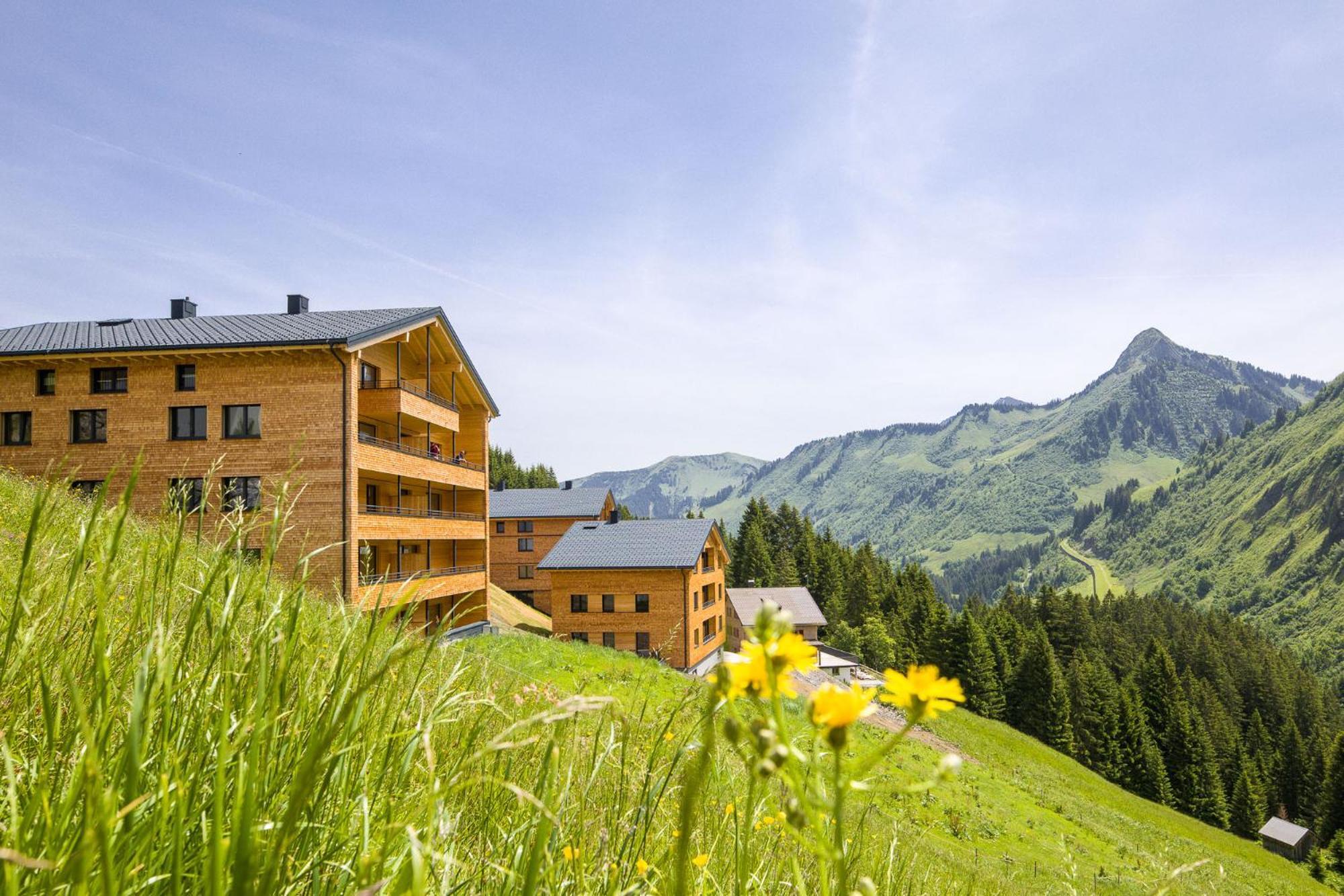 Alpenstolz Damuels Haus 2 - Stilvoll Urlauben In Den Bergen Damüls Exterior foto