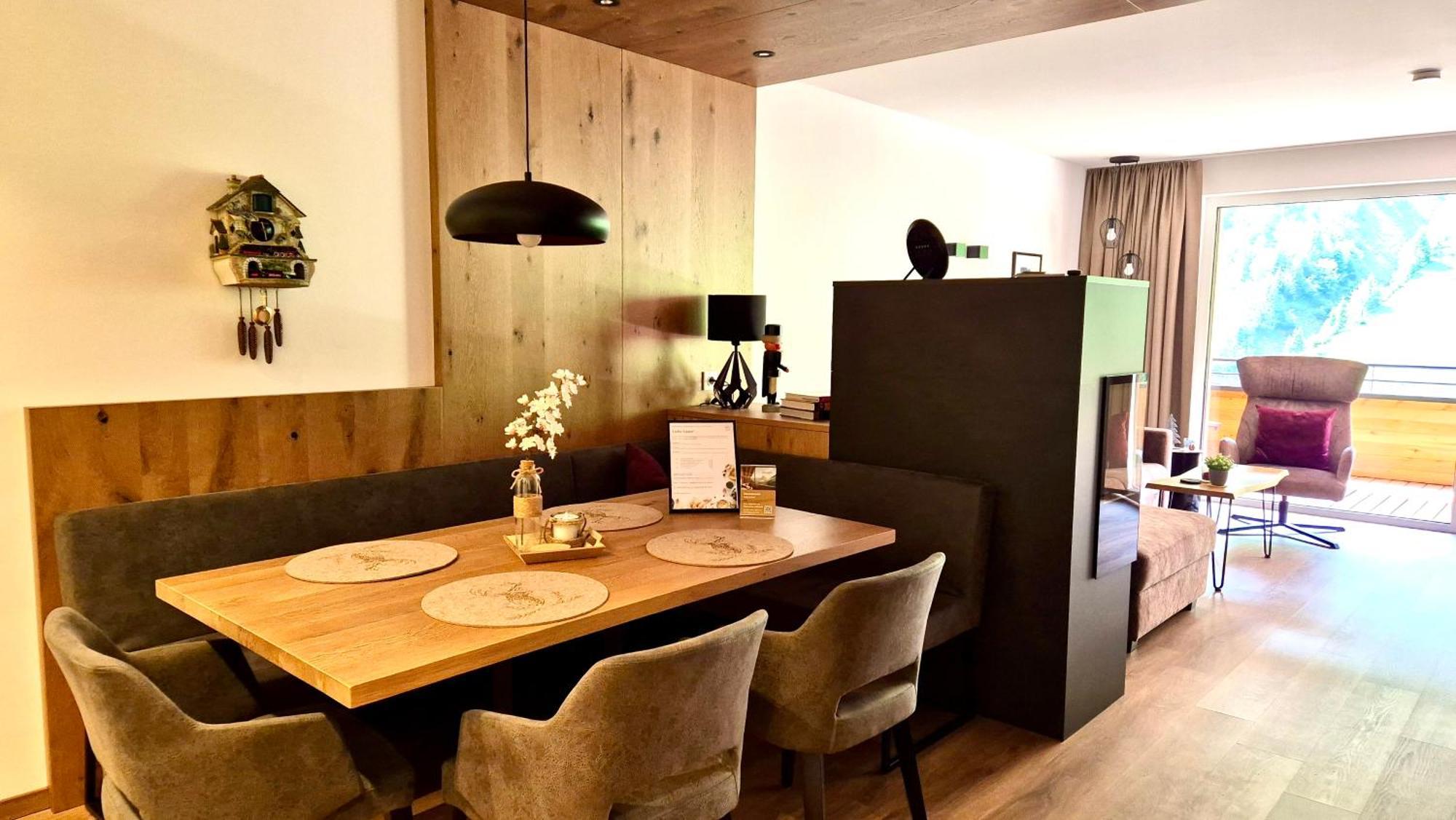 Alpenstolz Damuels Haus 2 - Stilvoll Urlauben In Den Bergen Damüls Quarto foto